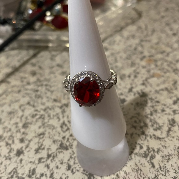 Solid Silver Ring - Picture 3 of 5